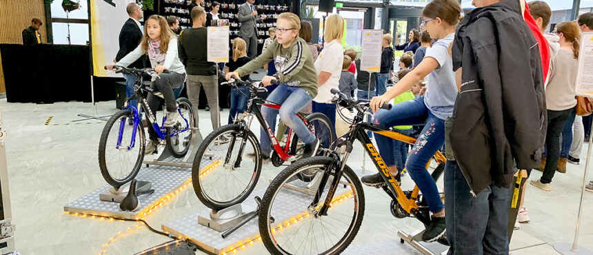 FAHRRAD SIMULATION FAHRRAD SIMULATION