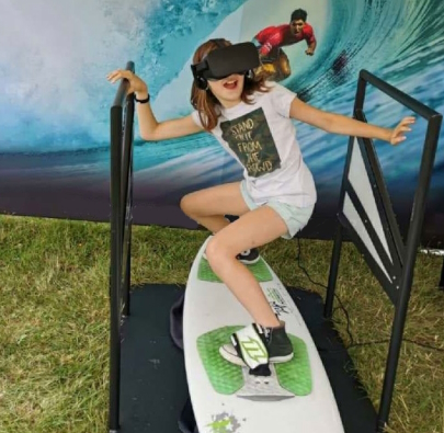 VR SURF SIMULATOR
